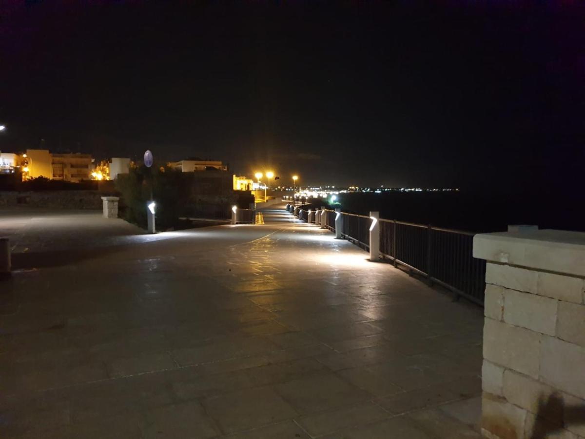 B&B Fiore Di Mare Полиньяно-а-Маре Экстерьер фото