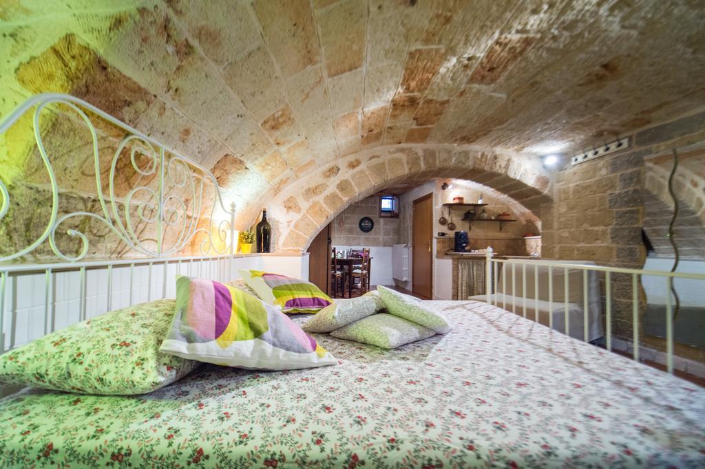 B&B Fiore Di Mare Полиньяно-а-Маре Номер фото